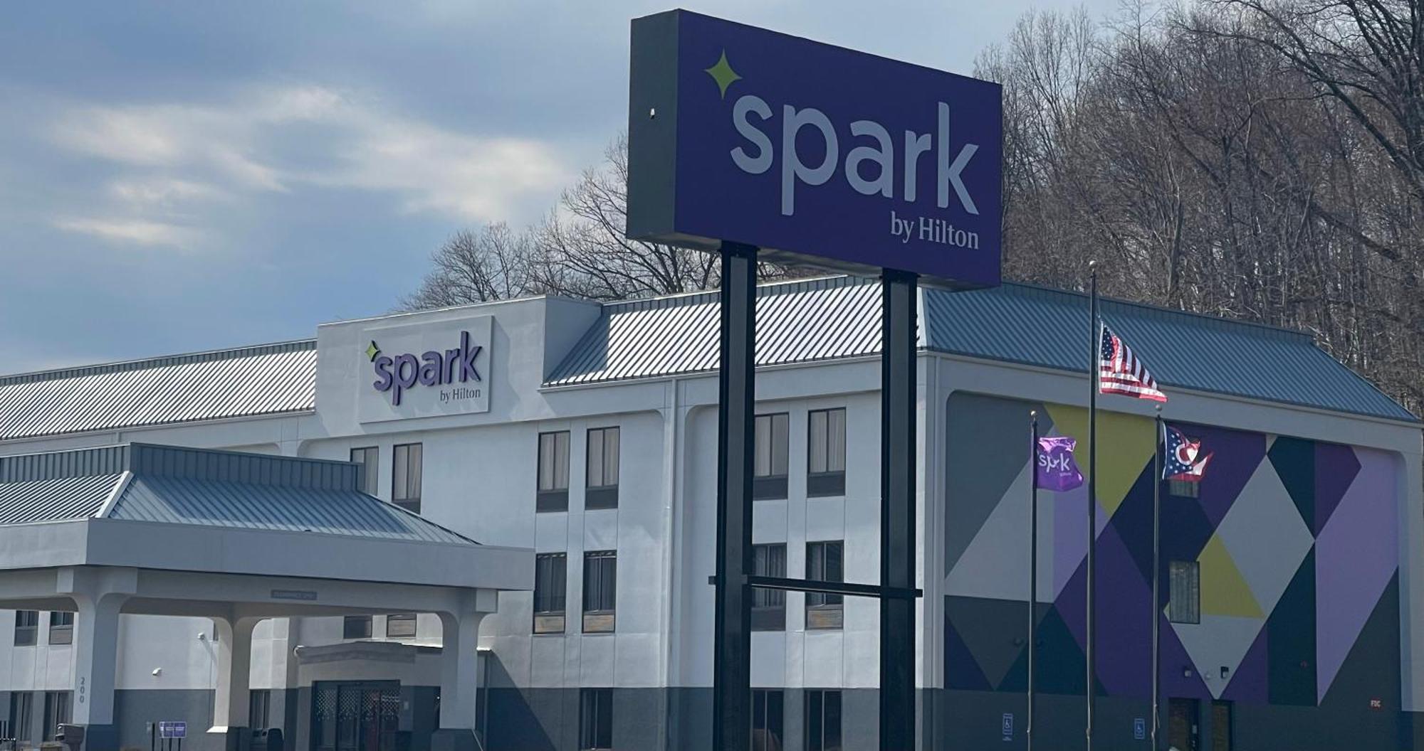 Spark By Hilton Newcomerstown Екстер'єр фото