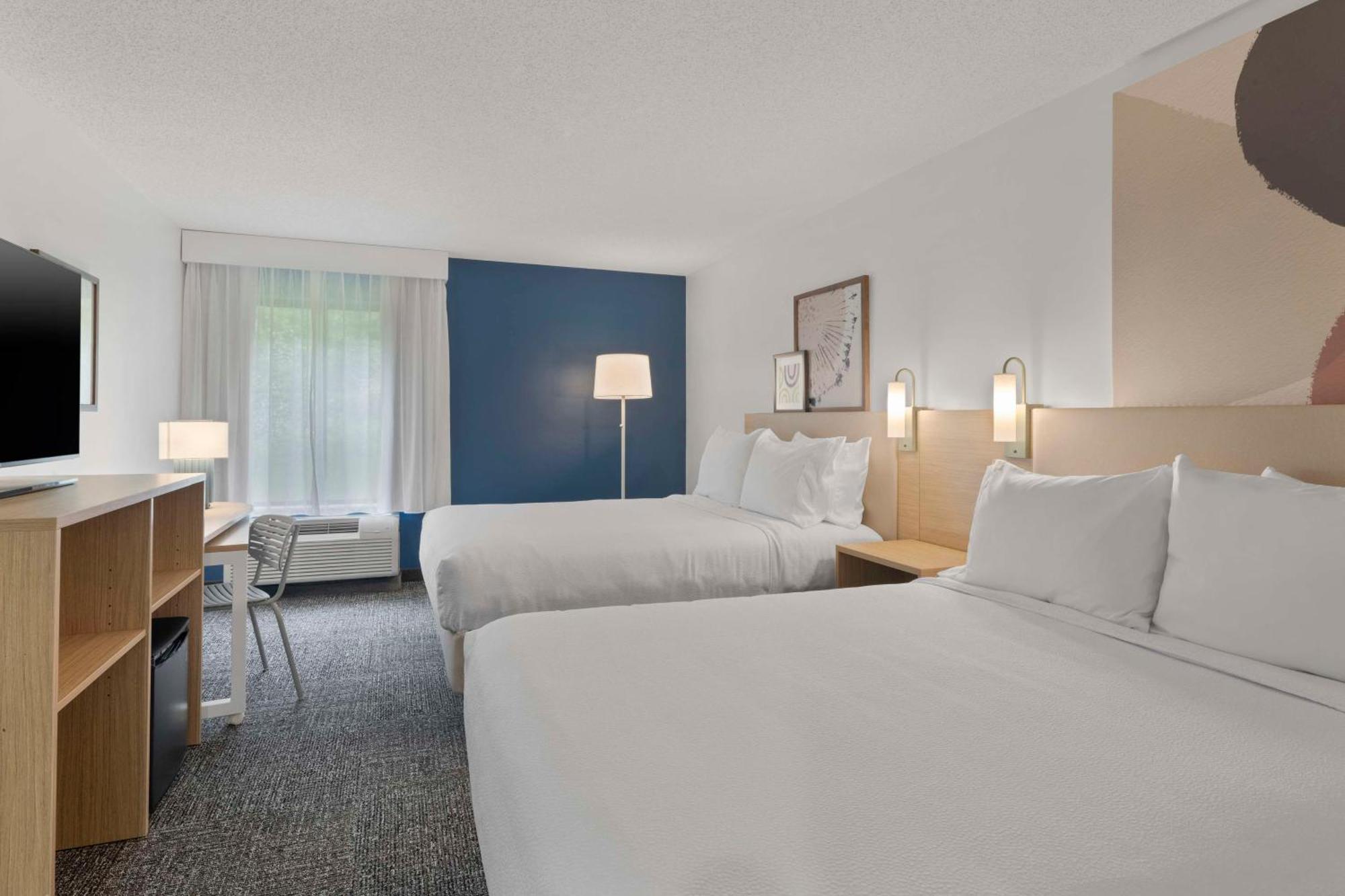 Spark By Hilton Newcomerstown Екстер'єр фото