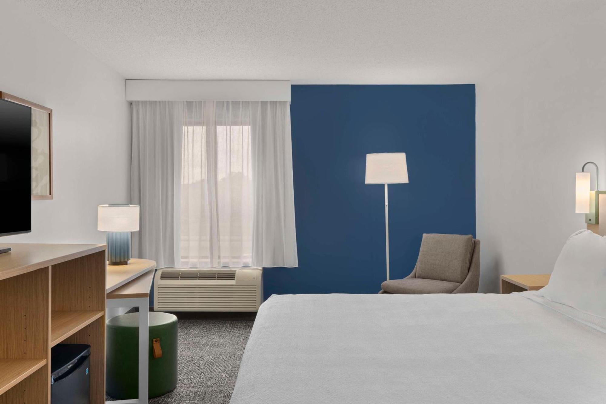 Spark By Hilton Newcomerstown Екстер'єр фото