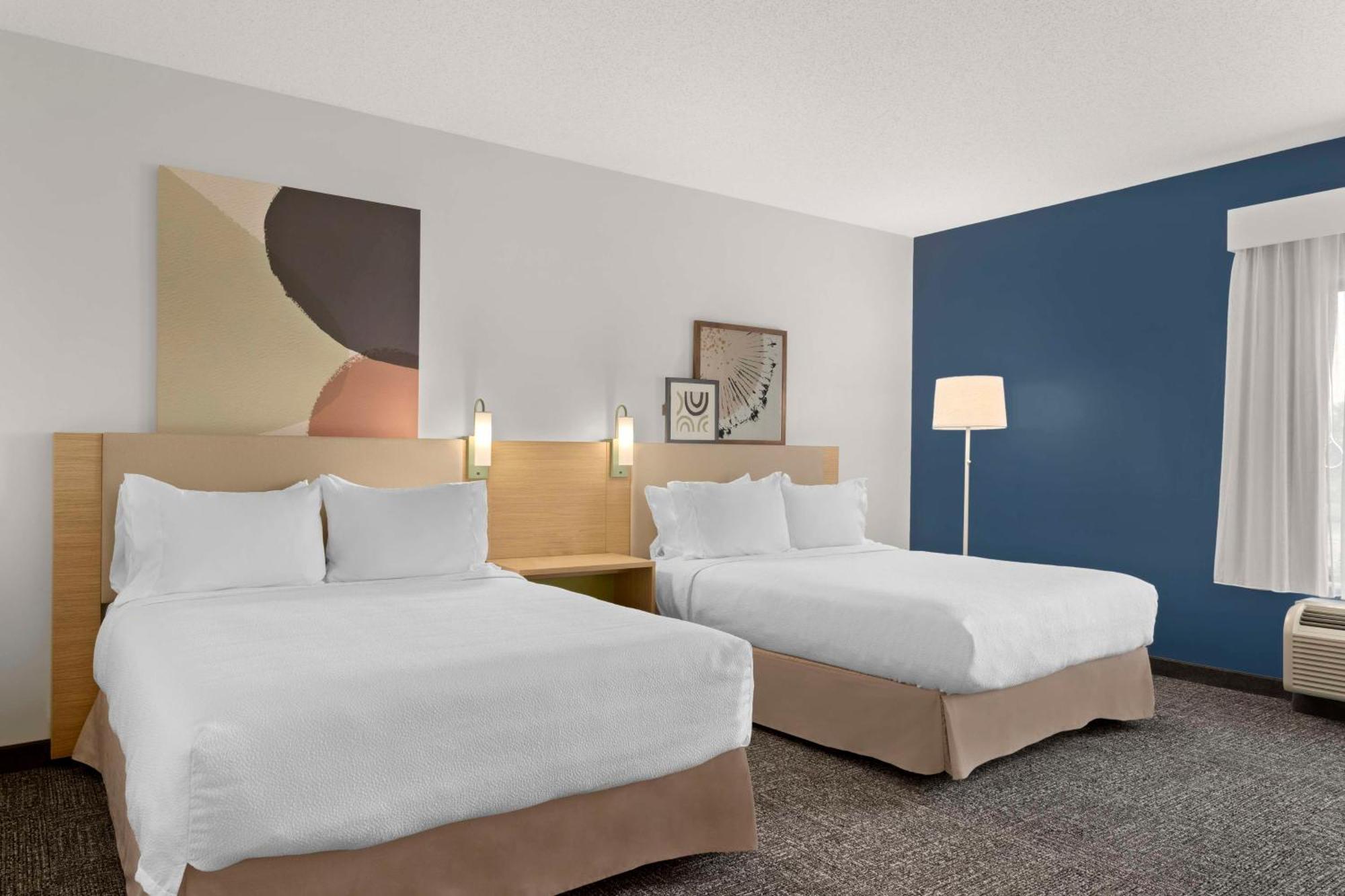 Spark By Hilton Newcomerstown Екстер'єр фото